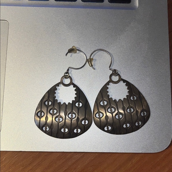 Lisa Jenks Pouf Hoop earrings - excellent prep condition - .925 Sterling silver